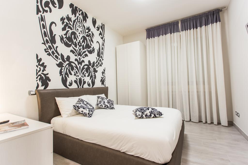 Lm House Apartamento Lonato Exterior foto