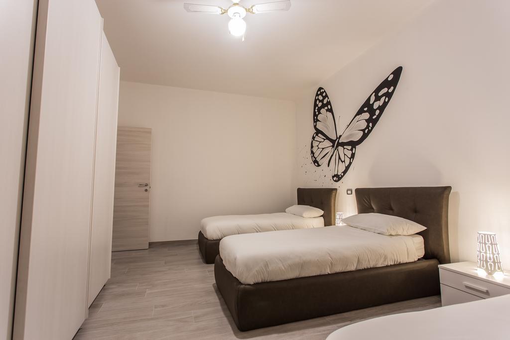 Lm House Apartamento Lonato Exterior foto