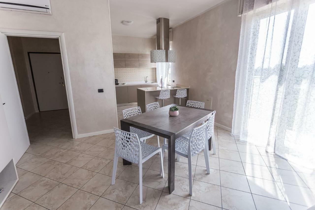 Lm House Apartamento Lonato Exterior foto